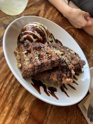   at Seabirds Kitchen in Long Beach