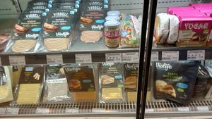 vegan cheese etc at Celeiro - Vasco da Gama in Lisbon