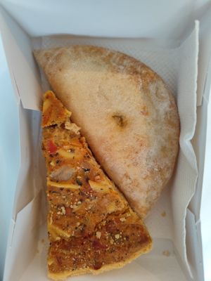 Vegan quiche and pie at Celeiro - Vasco da Gama in Lisbon