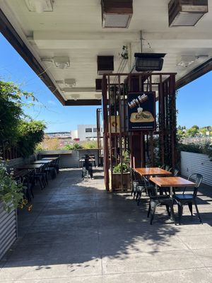 Outdoor seating   at Plant Power Fast Food - Encinitas in Encinitas