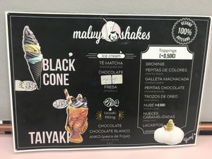 menu with vegan options at Malvy's Shakes in Madrid