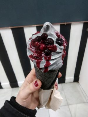 100% black vegan ice cream at Malvy's Shakes in Madrid