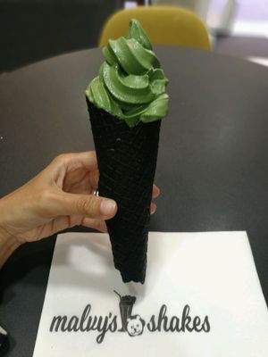 Vegan Matcha Ice Cream at Malvy's Shakes in Madrid