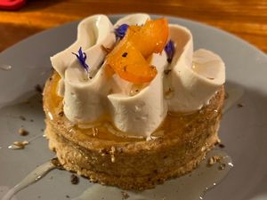 Apricot tart at L'instant in Tours