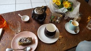 Tea coffee and dessert at L'instant in Tours