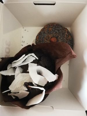 Choco cupcake & almond cookie at Zoya Shop 2 in Sofia