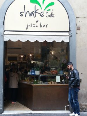 Entrance at Shake Cafe - Del Corso in Florence