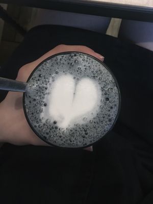 Charcoal latte at Shake Cafe - Del Corso in Florence