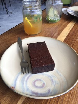 Brownie at Eat With Fingers Restaurant Mauritius in Grand Baie