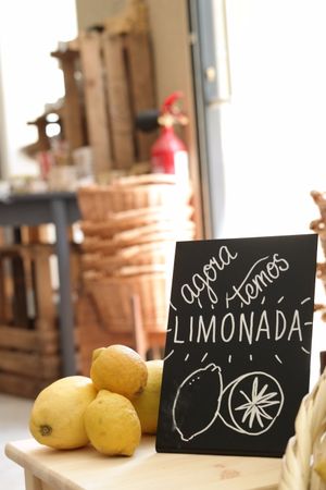 Lemonadeeee  at Mercearia da Mila in Lisbon