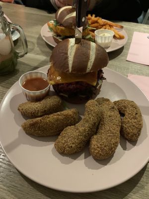 Burger with avocado fries at Botanique in Hasselt