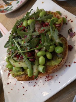 vegan toast at Botanique in Hasselt