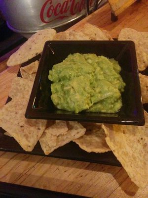 Guacamole with nachos at Fusiona Gastrobar in Merida