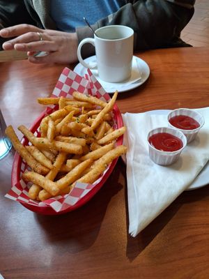 truffle fries at Green Vegetarian Cuisine - Quarry Market in San Antonio