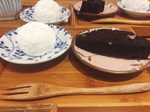 Mochi + brownie  at Original Vegan 原粹蔬食作 - Yuán Cuì Shū Shi Zuò in New Taipei City