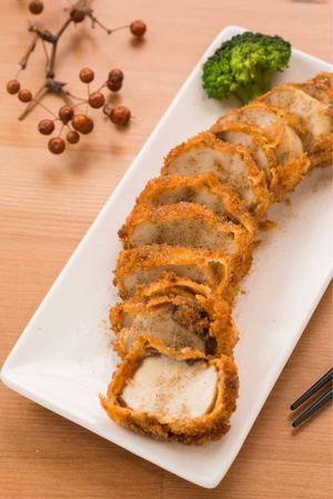 Fried mushrooms at Original Vegan 原粹蔬食作 - Yuán Cuì Shū Shi Zuò in New Taipei City