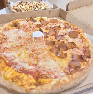  at Mandy's Pizza in Pittsburgh