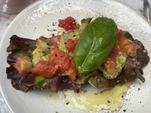 Black bean bread with guacamole   at Ecocirer in Mallorca