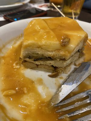   at Lado B Cafe in Porto