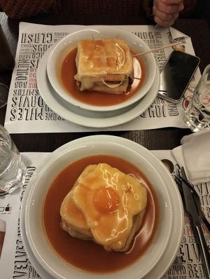   at Lado B Cafe in Porto