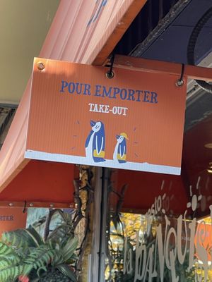 Outside area for takeaway lineups   at La Banquise in Montreal