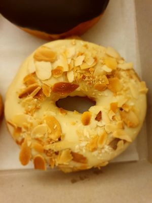 Vanille at Blue Vegan Pig Shop in Prague