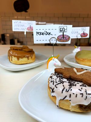 Gingerbread  #Veganuary at Blue Vegan Pig Shop in Prague