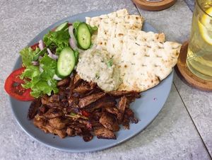 Kebab with Tzaziki at Elephant in the Room in Thessaloniki