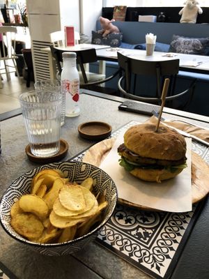 These homemade chips are so good. at Elephant in the Room in Thessaloniki