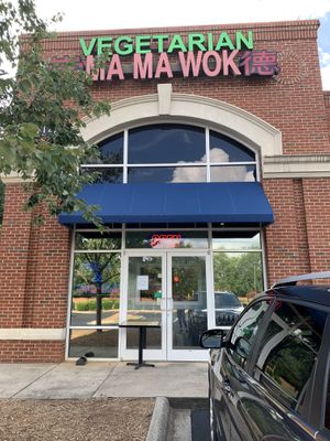 Outside! (During quarantine) with contactless pickup at Ma Ma Wok in Charlotte