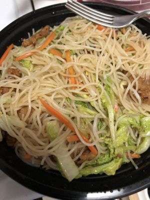 Mei Fun Noodles with vegan beef at Ma Ma Wok in Charlotte