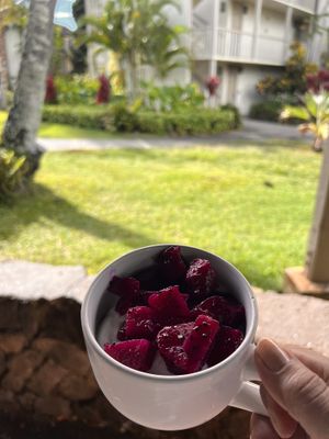 Surfer bowl with dragon fruit   at Imua Coffee Roasters in Kapaa