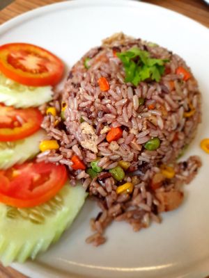 Smoked fried rice at Talalask in Bangkok