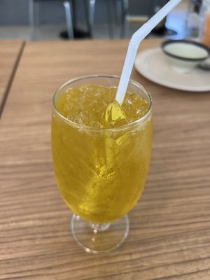 Iced Chrysanthemum tea  at Talalask in Bangkok