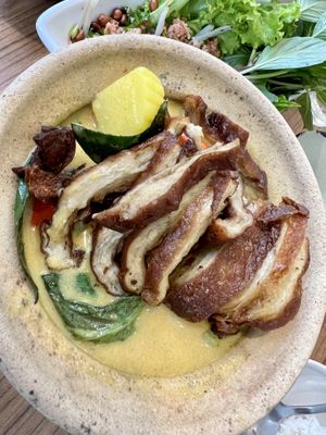 Ped yang curry  at Talalask in Bangkok