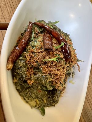 แกงคั่วขี้เหล็ก  at Talalask in Bangkok