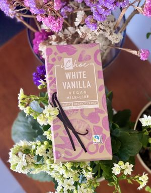 White Vanilla Vegan Chocolate 🌱🍦  at Healthy Life in Paralimni