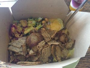 Box mit veganem Kebab und 5 Toppings at Gustav Grün - Wolbecker Straße in Muenster