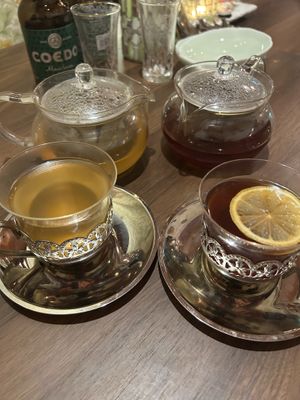 Ginger amd Hibiscus Tea #Veganuary at Loca Kitchen in Tokyo