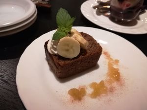 caramel cake at Loca Kitchen in Tokyo