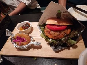 vegan burger at Loca Kitchen in Tokyo