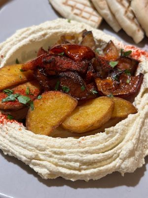 Hummus with vegetables at Goroh in Omsk
