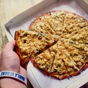 Trinity
Our three-cheese pie
Topped with Ricotta, Parmesan, and extra Mozzarlla
Php400/box, Php60/slice at Indulge in Quezon City