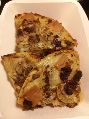 Neat Lovers (Solo Pizza) at Indulge in Quezon City