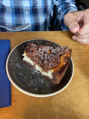 Rustisch Kuchen  at Leni Liebt Kaffee in Aachen