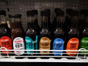 Condiments at Bill's Scoops in Kardinya