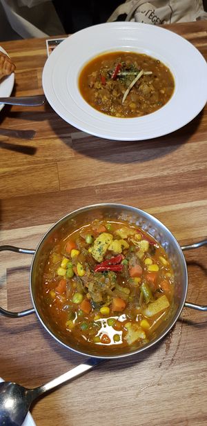 Vegetables masala and naan masala at Bollywood Indian Restaurant in Busan