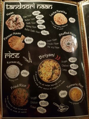 Breads and rice at Bollywood Indian Restaurant in Busan