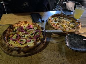 “Chofa” and “Más rica que pepperoni"  at Verde Sazon in Santiago