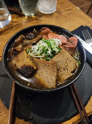 Un tipo de ramen, pero no va con ese nombre at Verde Sazon in Santiago